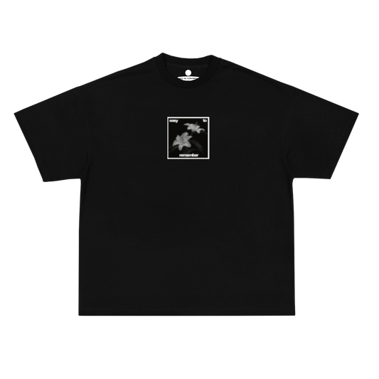 lillies tee black
